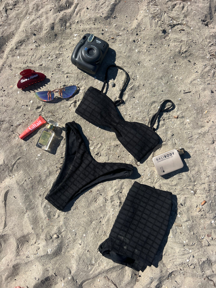Black Sand Surfer Short